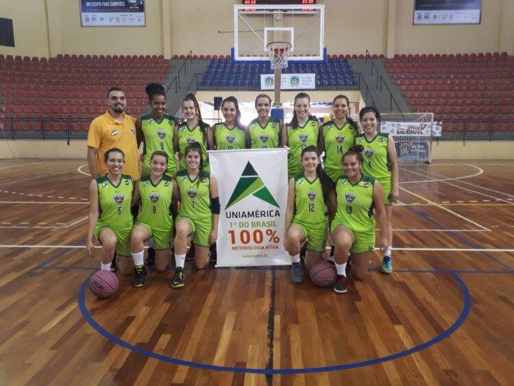 Final de semana com muito basquete em Foz