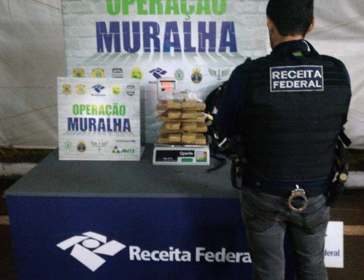 Em 57 dias, Operação Muralha apreendeu mais de 20 milhões de reais em mercadorias