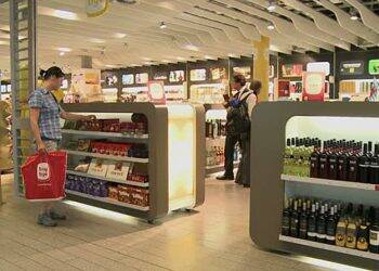 Paraná isenta ICMS na fronteira para estimular lojas francas