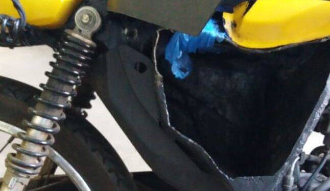 Mototáxi com fundo falso é apreendido na Ponte da Amizade