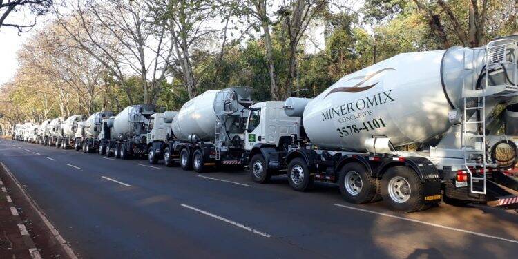 Mineromix leva veículos para a carreata de São Cristóvão