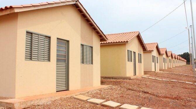 Cohapar autoriza construção de mais 100 casas populares para Foz