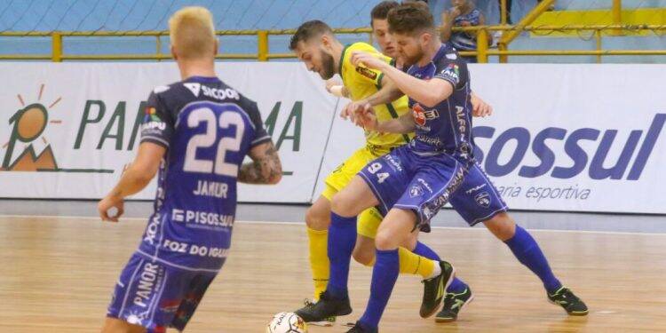 Vestiário fez bem ao Foz Cataratas Futsal