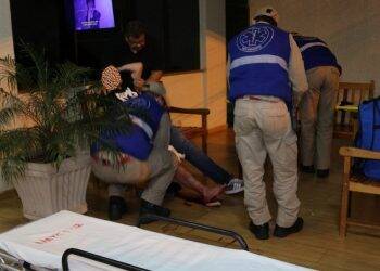 Jovem pede socorro em hotel após ser baleado na BR 277