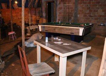 Homem é morto com tiros na cabeça em bar do Lagoa Dourada