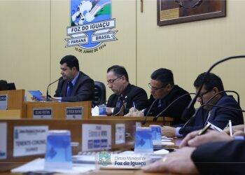 Projeto de regulamentação de transporte por aplicativo recebe emendas