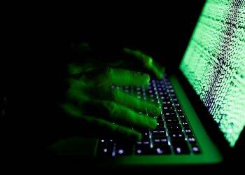 Redes sociais adotam medidas para combater notícias falsas nas eleições