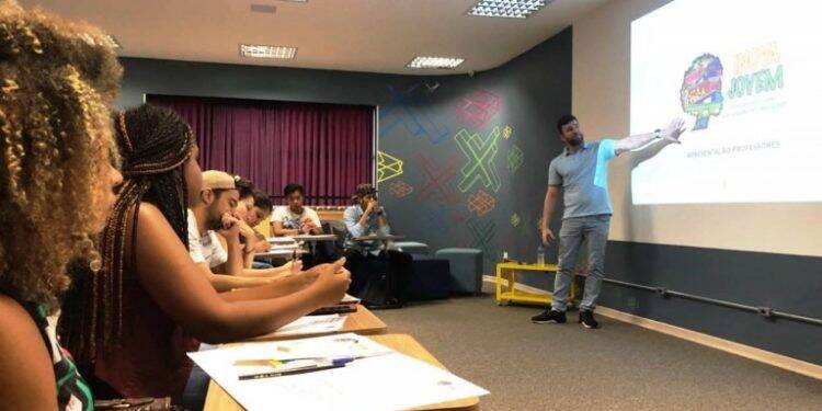 Inova Jovem oferece curso gratuito de empreendedorismo