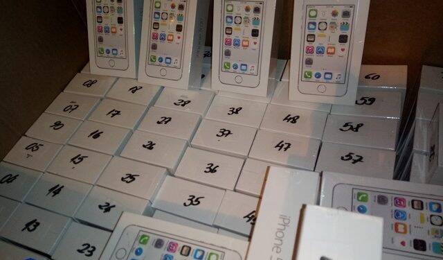 Receita fará leilão de eletrônicos e mercadorias apreendidas em Foz do Iguaçu