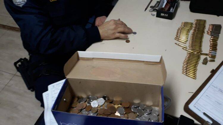 Paulista é preso com munições e eletrônicos no Jardim Jupira