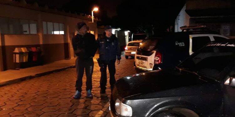 Paulista é preso com munições e eletrônicos no Jardim Jupira