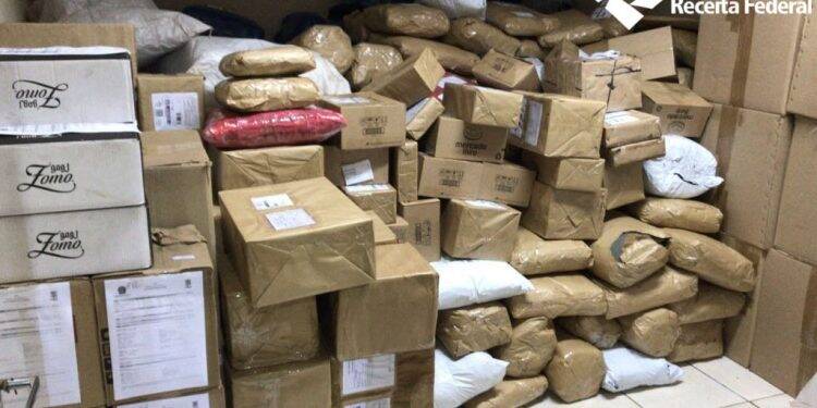 Receita apreendeu mais de R$ 3 mi em mercadorias nos Correios da região de Foz