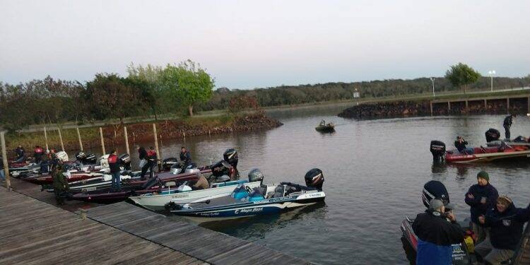 Capitania Fluvial realiza fiscalização do tráfego aquaviário na Pesca ao Tucunaré no Lago de Itaipu