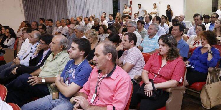 Plenária do Codefoz será decisiva para instalação de lojas francas