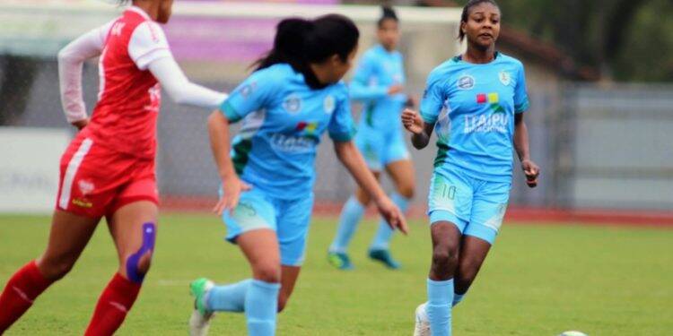 Foz se despede do Brasileiro com derrota