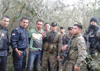 Polícia paraguaia prendeu cinco brasileiros suspeitos de assalto a cooperativa