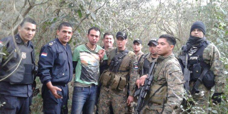 Polícia paraguaia prendeu cinco brasileiros suspeitos de assalto a cooperativa