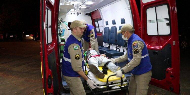 Jovem esfaqueado no Porto Meira é internado em estado grave