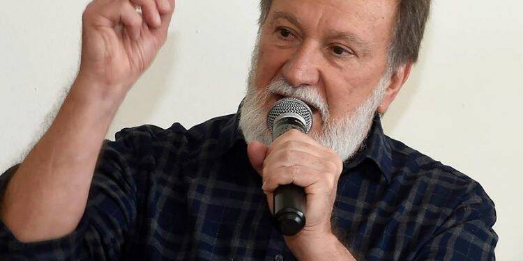 Osmas Dias desiste de candidatura ao governo do Paraná