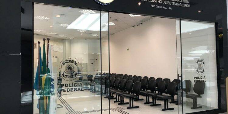 PF inaugura posto para emissão de passaportes e atendimentos a estrangeiros em Foz do Iguaçu