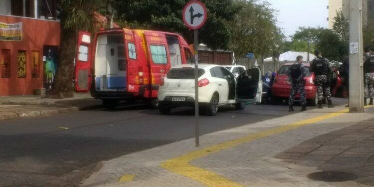 Tentativa de assalto acaba em confronto na região central