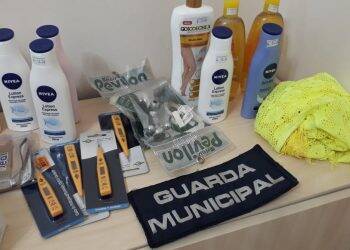 Paraguaias grávidas são presas furtando em farmácia