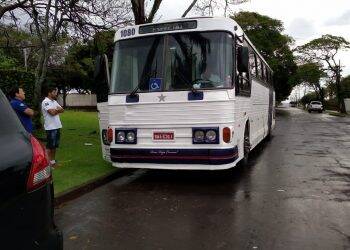 Ação conjunta apreende cinco ônibus na região de São Miguel do Iguaçu/PR.