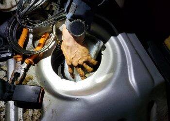 Dupla de cariocas é presa em STI com cocaína