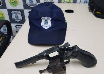 Rapaz é preso com revólver no Cidade Nova