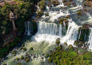 Cresce o movimento de turistas em Foz do Iguaçu