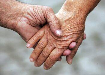 Idosos com mais de 70 anos representam a maior taxa de suicídio no Brasil