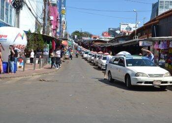 Comerciantes paraguaios pensam em alternativas para “driblar” queda nas compras