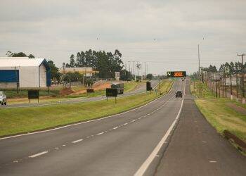 Feriado prolongado aumenta o fluxo de veículos em 34% na BR-277