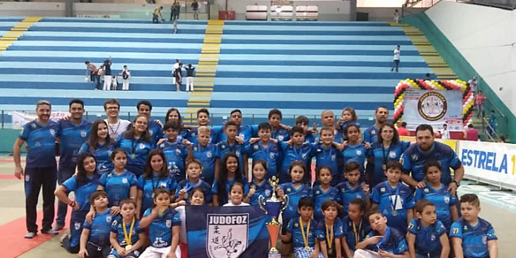 Judofoz é campeã do Regional Oeste de Judô