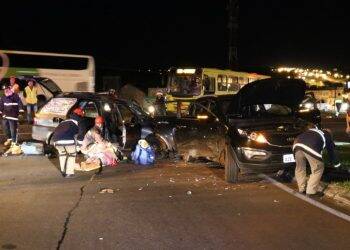 Mãe e filho de bicicleta são atropelados no Porto Meira