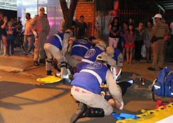 Acidente envolve sete pessoas na entrada de Foz do Iguaçu