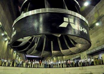 Avança o processo de atualização tecnológica da Itaipu