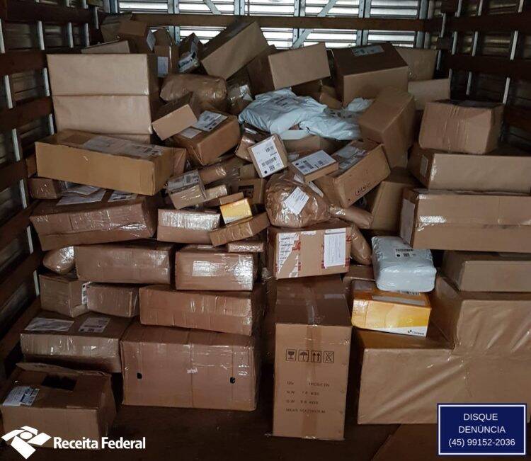 Receita Federal retém 548 volumes de remessas postais irregulares