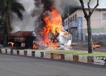 Um homem morre e outros dois ficam feridos em explosão na Avenida das Cataratas