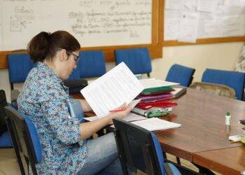 Professores poderão fazer hora atividade fora da escola