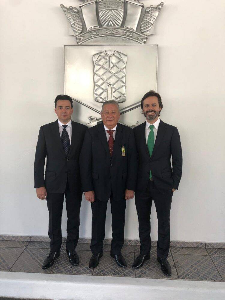 Empresário Veraldo Barbiero é homenageado pela Marinha com medalha Mérito Tamandaré