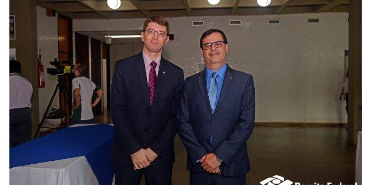 Toma posse o novo Delegado da Receita Federal em Foz do Iguaçu