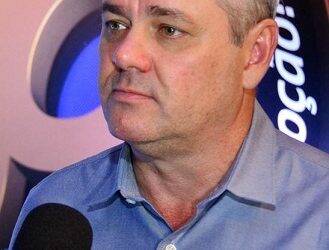 Liminar do Tribunal de Justiça reconduz Cláudio Eberhard ao cargo de prefeito de Santa Terezinha de Itaipu