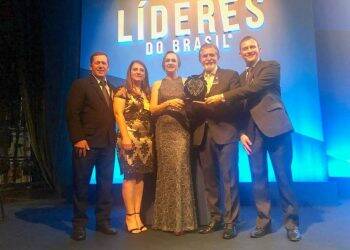 8º Prêmio Líderes do Brasil concede premiação a Sicredi Vanguarda