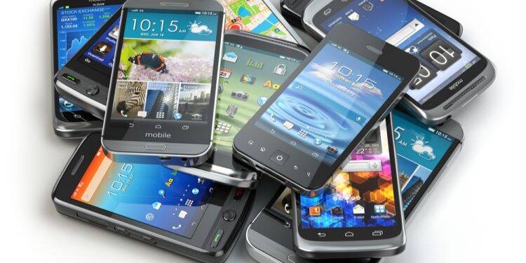 Celular irregular será bloqueado no Paraná  e mais 9 estados a partir de sábado