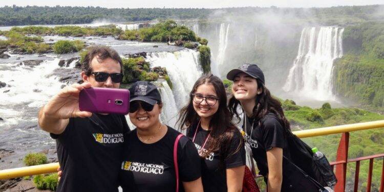 Turistas mineiros protagonizam recorde de visitação no Parque Nacional do Iguaçu