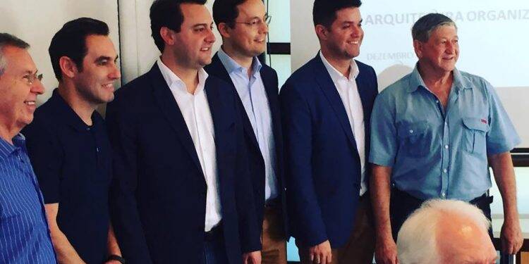 Ratinho Junior convida Mansur para superintendente de governança do Paraná