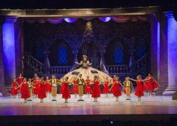 Espetáculo Quebra Nozes é a atração do Natal de Foz nesta quarta, na Praça da Paz