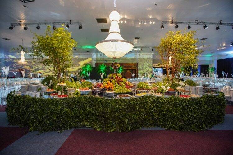 Festa de Réveillon no Mabu Thermas teve início no hotel e continuou no Blue Park