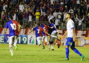 Foz FC sofre mais quatro gols no lombo